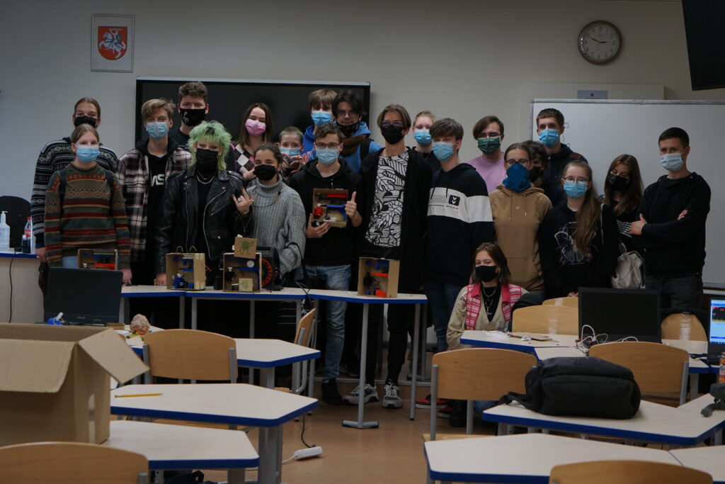 Testing the methodology in Lithuania by Robotikos mokykla — photo 7 of 9